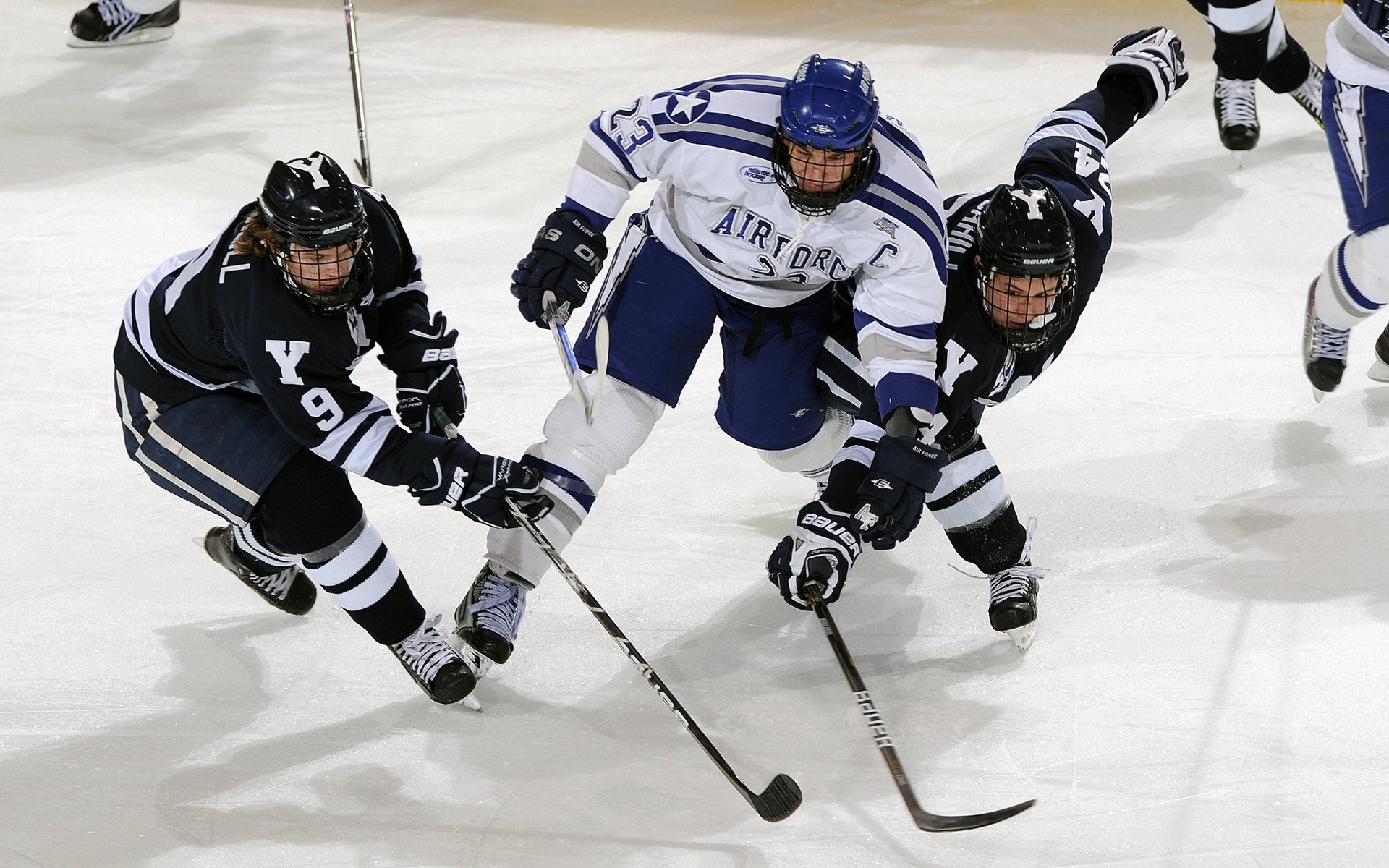 世界杯小组赛：韩国补时绝杀葡萄牙 强势搭上淘汰赛末班车
